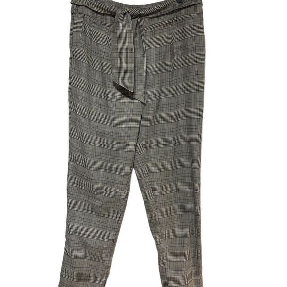 Plaid Tie Waist High-rise puddle pants that are cut in a relaxed silhoue… - Picture 8 of 13